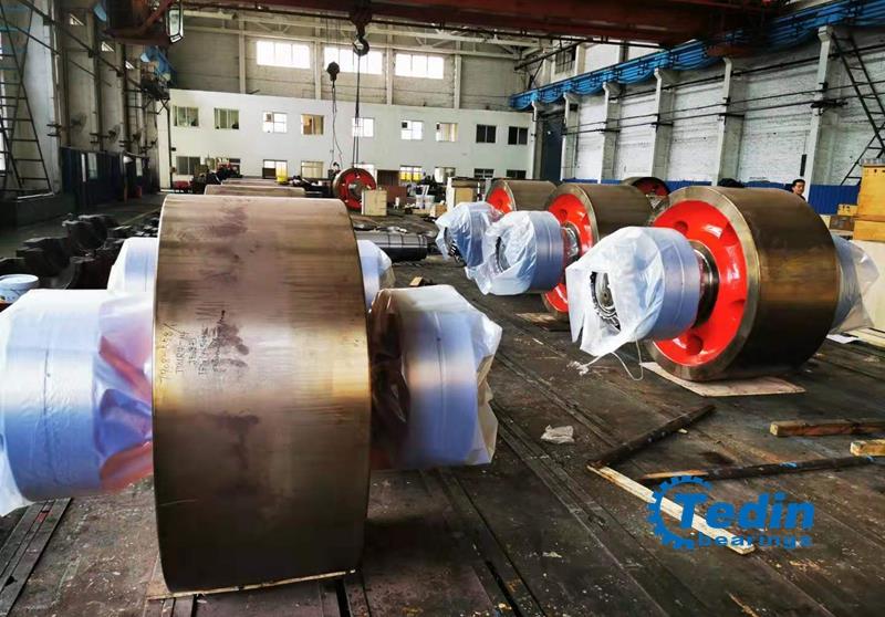 rotary kiln supporting wheel device