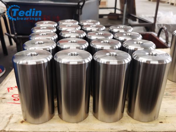 large-size tapered rollers 2