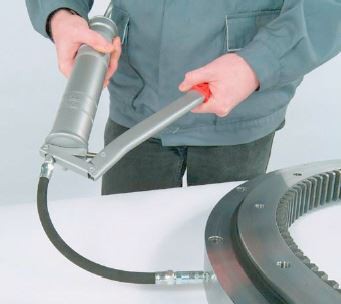 slewing bearing lubrication