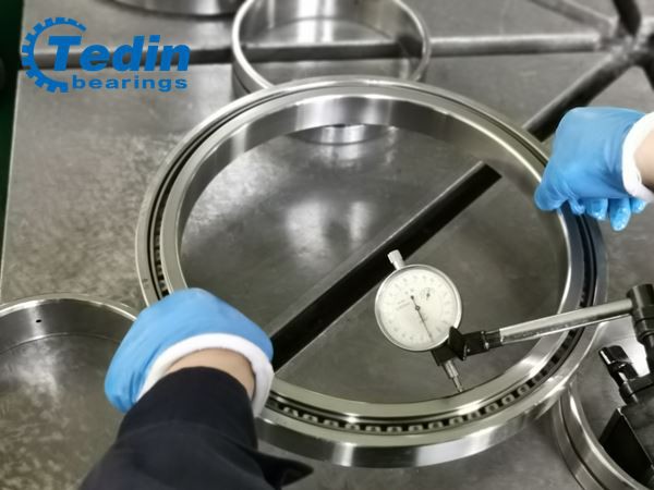 Konusni valjkasti ležajevi prilagođeni tankim presjekom