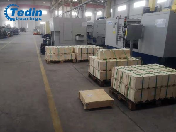 Masovna isporuka gusjeničnih valjkastih ležajeva NNCF65150-2RZ